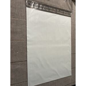 Poly Mailers Shipping Envelopes Self Sealing 100 White Bags 12x17”